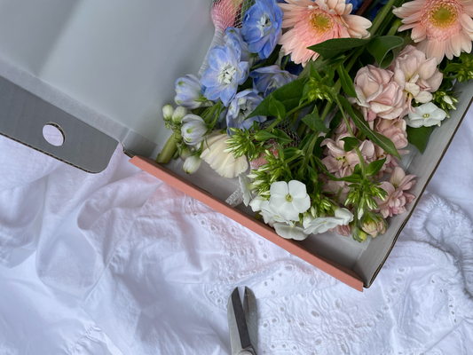 Monthly Flower Delivery (Letterbox) image 0